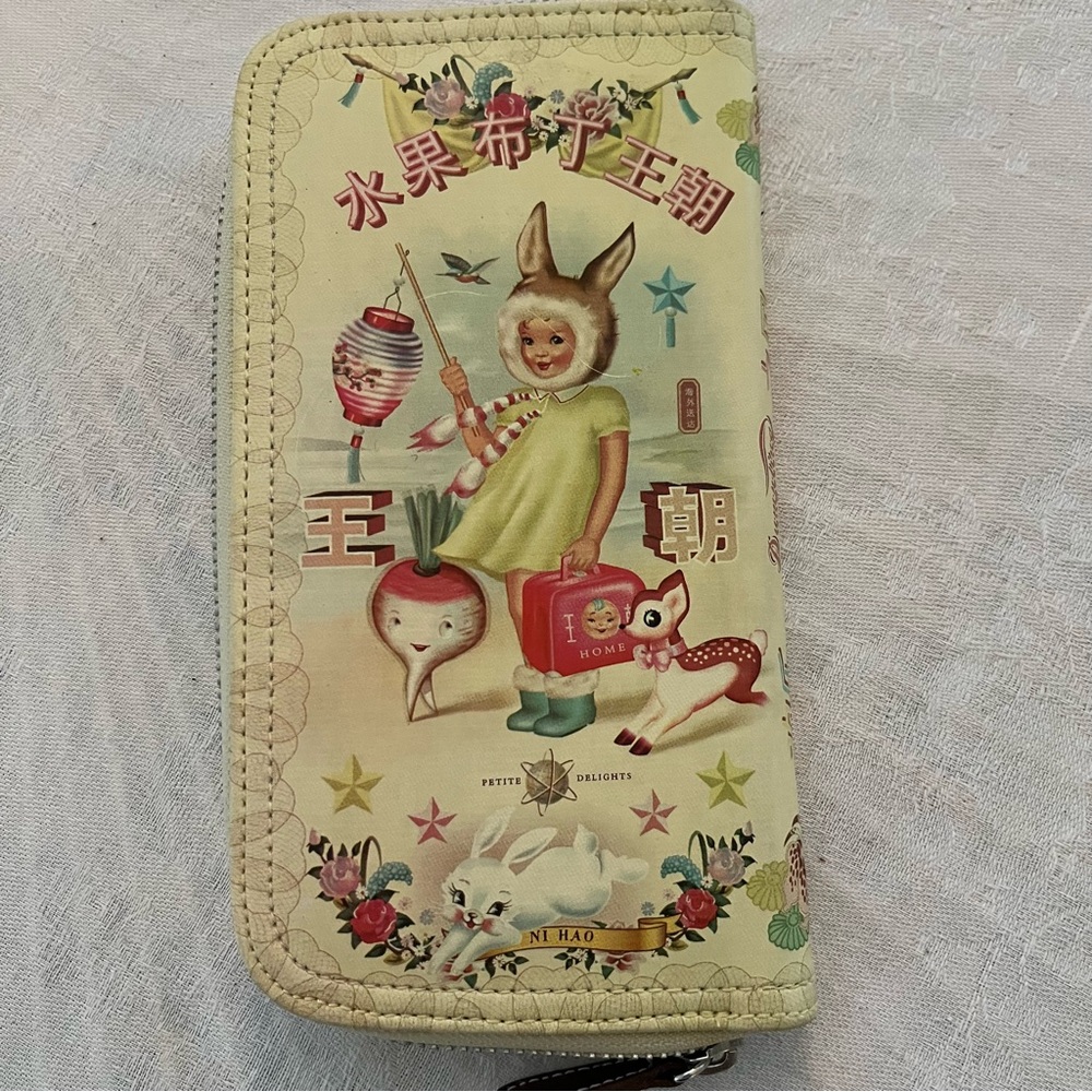 Vintage NWT Dumpling Dynasty wallet. UK designer Fiona Hewitt.